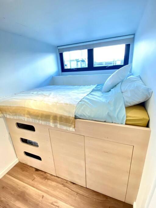 Houseboat Eleuthera Bembridge Bagian luar foto